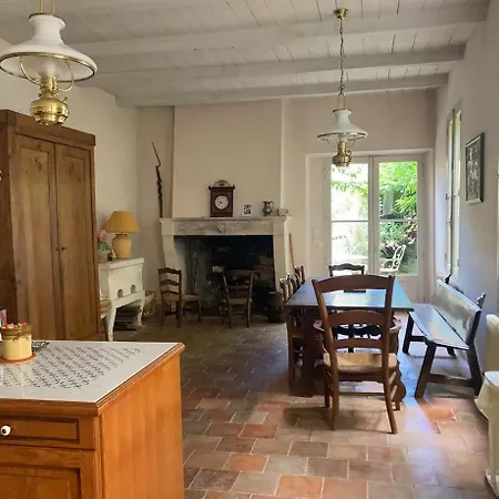 La Maison De La Glycine 別荘 *