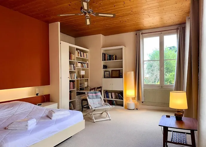 度假居 La Maison De La Glycine *